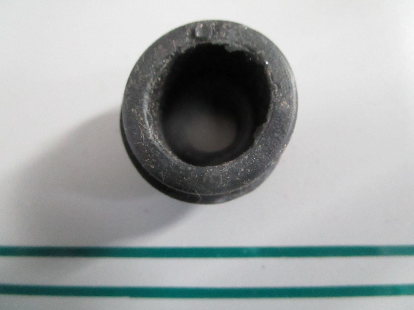 NEW OEM 11110033163 0033163 BMW Rubber Push Rod Grommet 0820