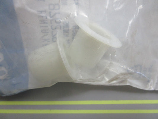 *NEW OEM* 0810 Volvo Penta Bushing Kit 876279