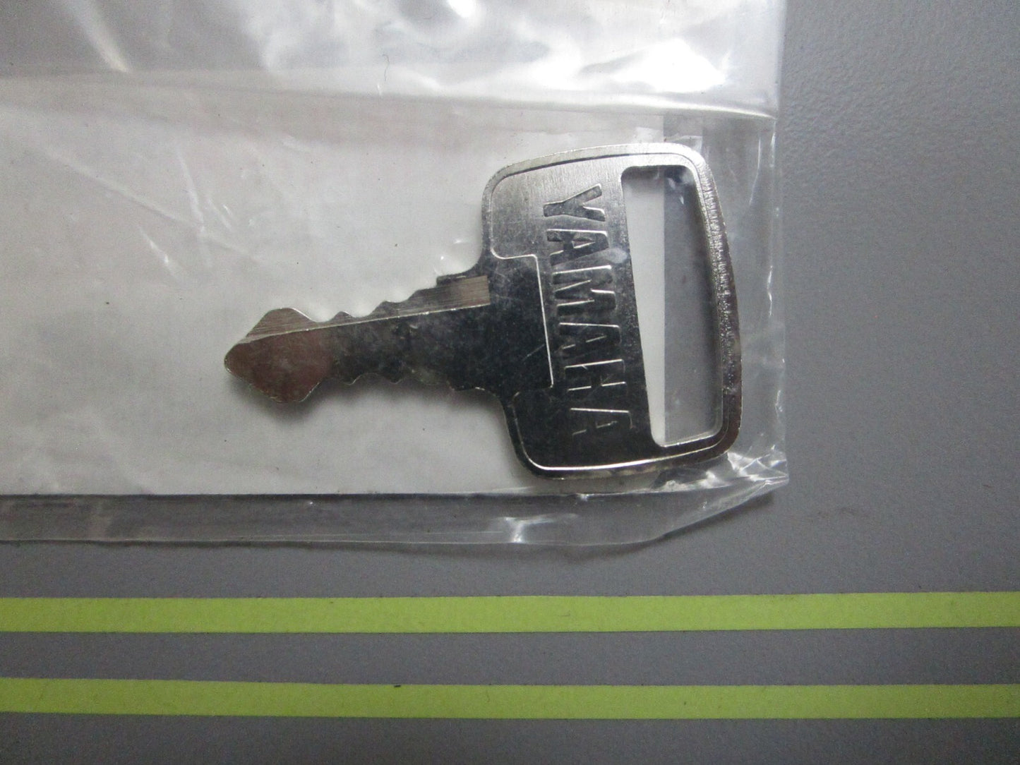 *NEW OEM* 0810 Yamaha Key #465 90890-55834-00