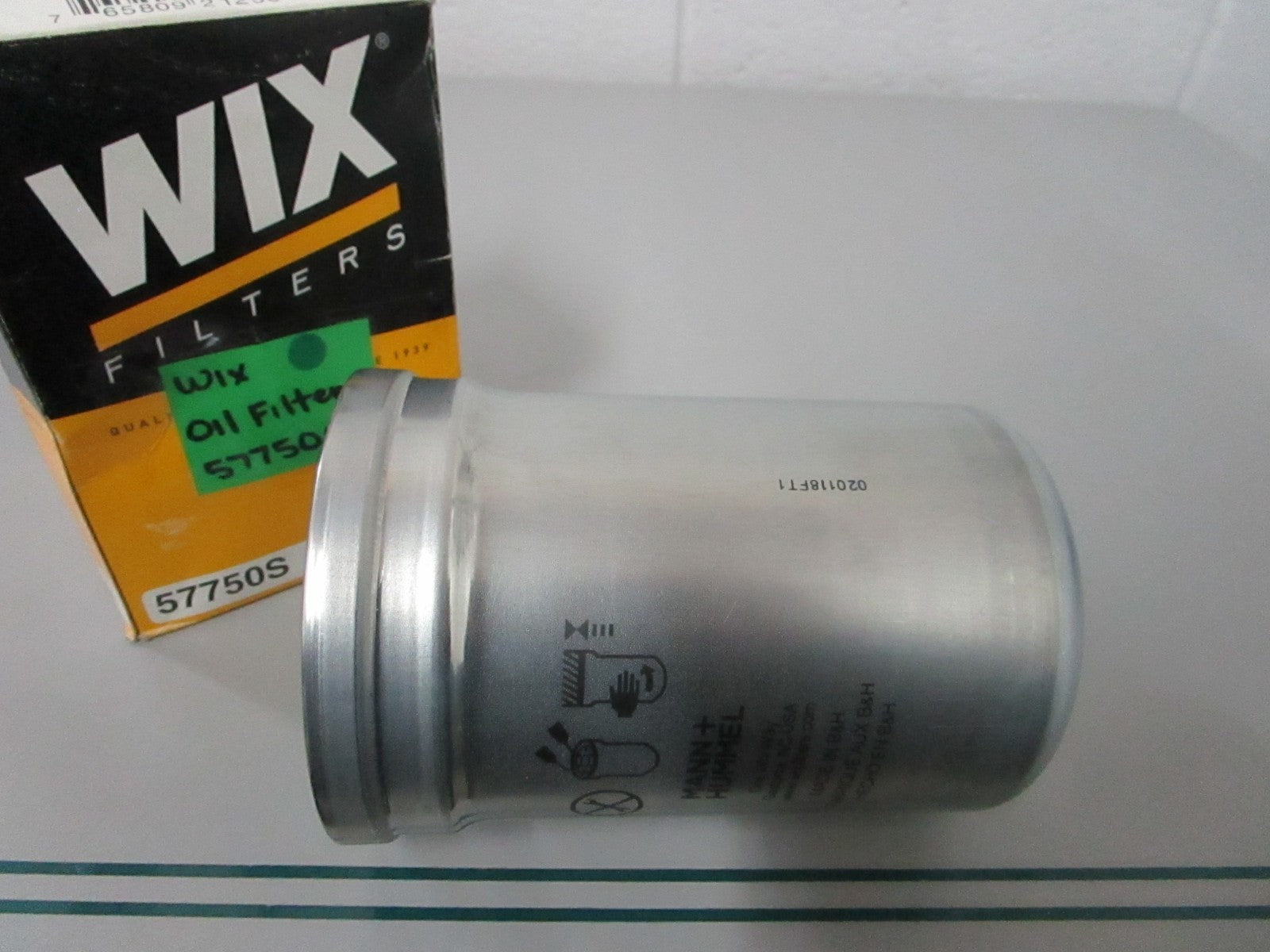 NEW 57750S WIX Oil Filter 0810