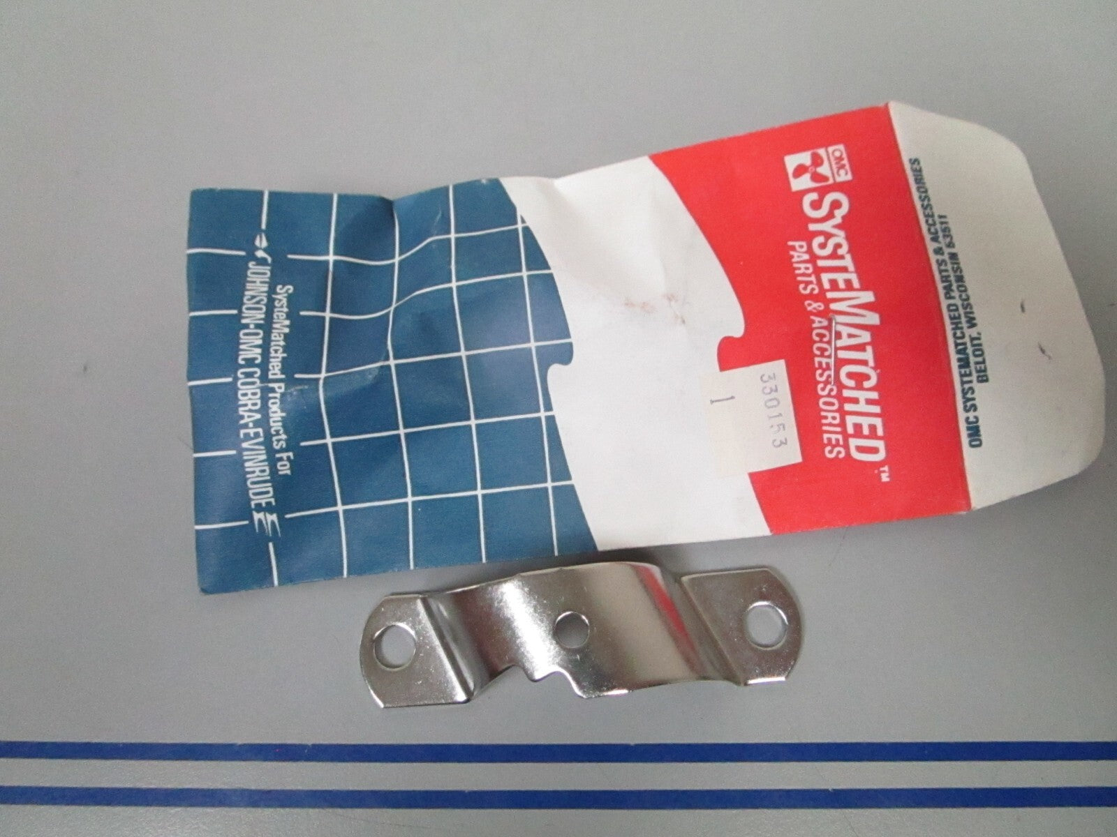 *NEW OEM* 0810 OMC Johnson Evinrude Clamp 330153 0330153