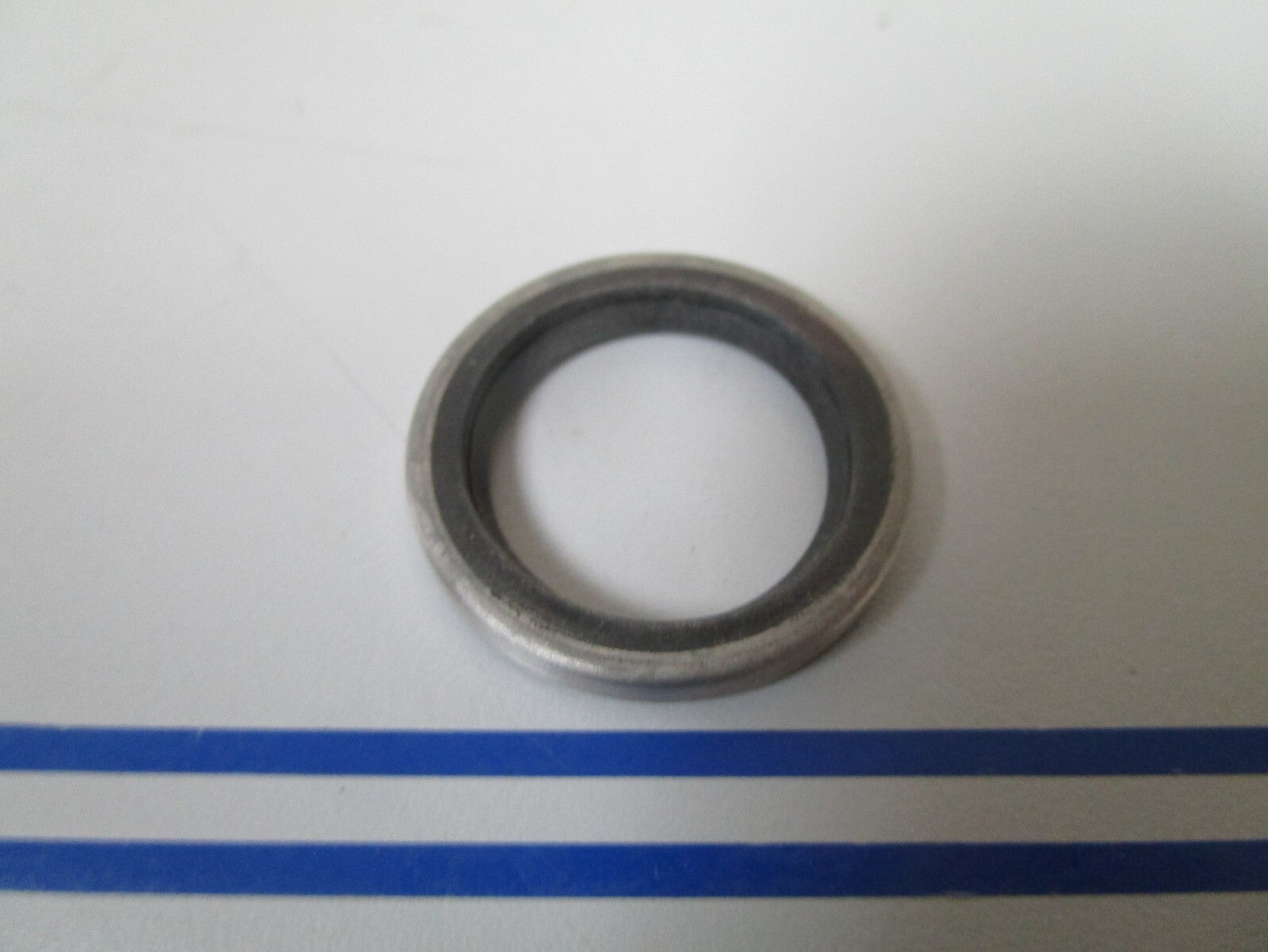 *NEW OEM* 0720 OMC Johnson Evinrude Seal 911788 0911788
