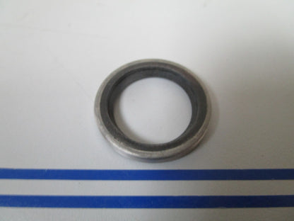*NEW OEM* 0720 OMC Johnson Evinrude Seal 911788 0911788