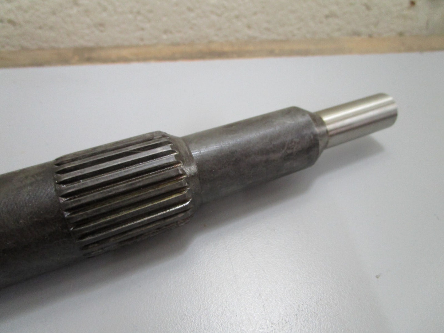 *NEW OEM* 0820 Volvo Penta Shaft 832641
