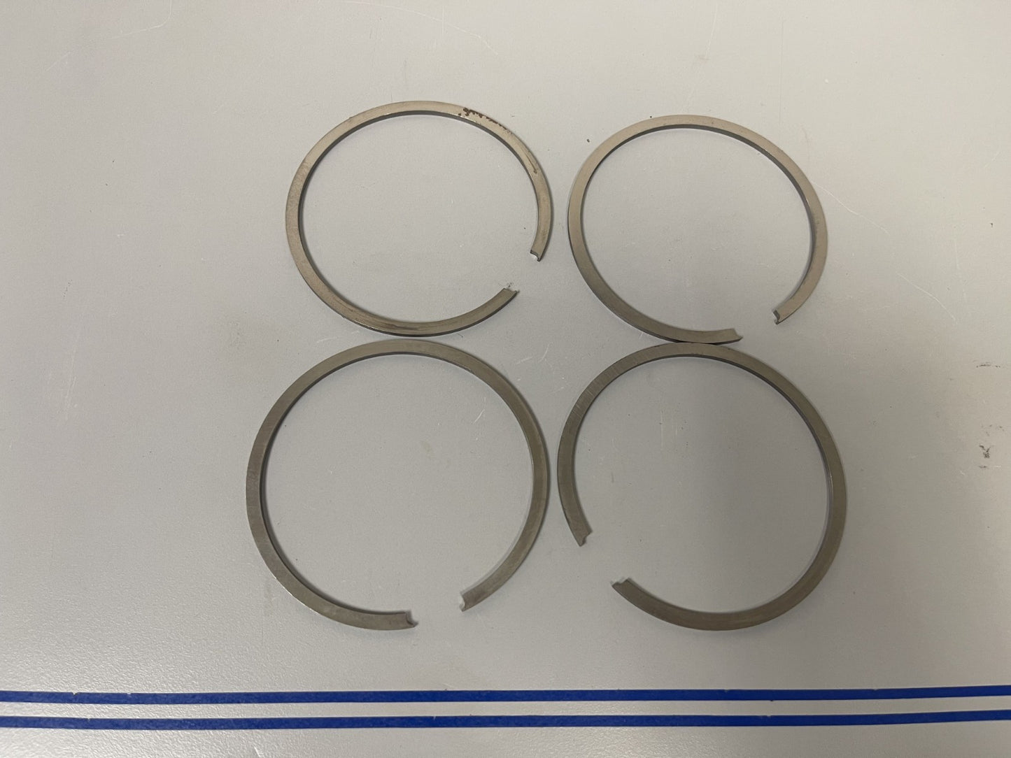 *NEW OEM* 0670 (LOT OF 4) OMC Johnson Evinrude  Ring Set 378431