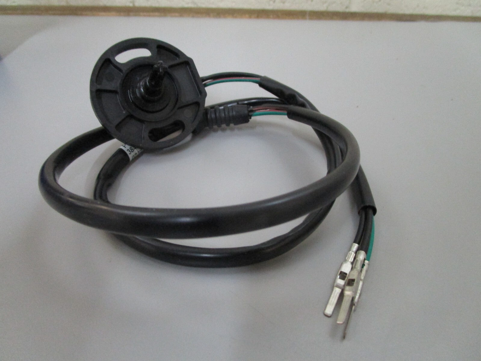 *NEW OEM* 0810 Volvo Penta Sensor 3841840