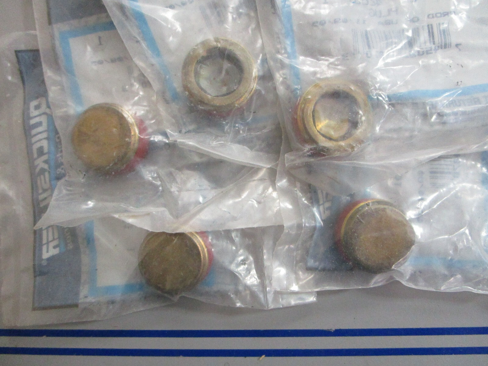 *NEW OEM* (LOT OF 5) 0820 Mercury Quicksilver Plug 22-42861 1