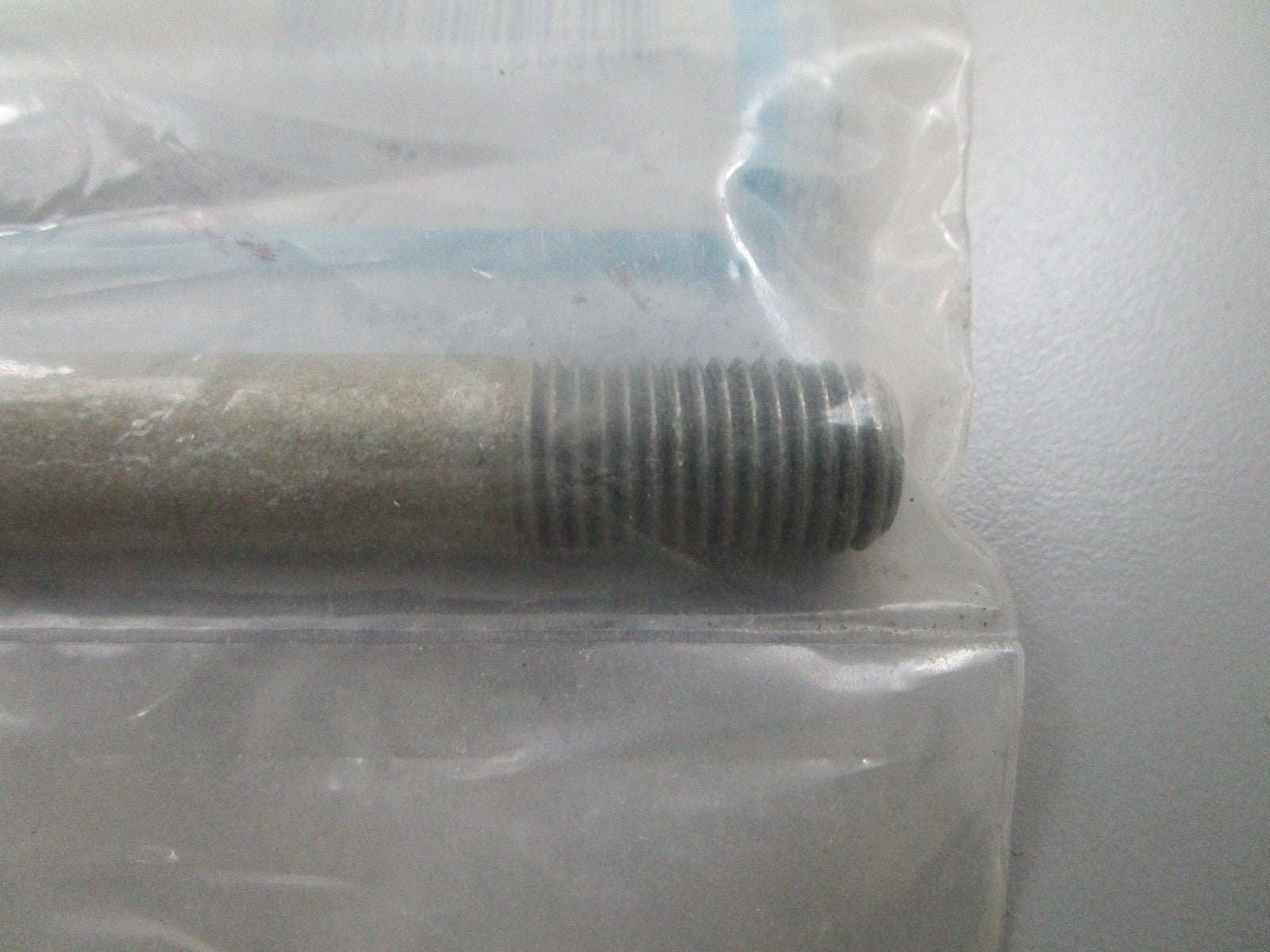 *NEW OEM* 0810 Mercury Quicksilver Stud 16-57921