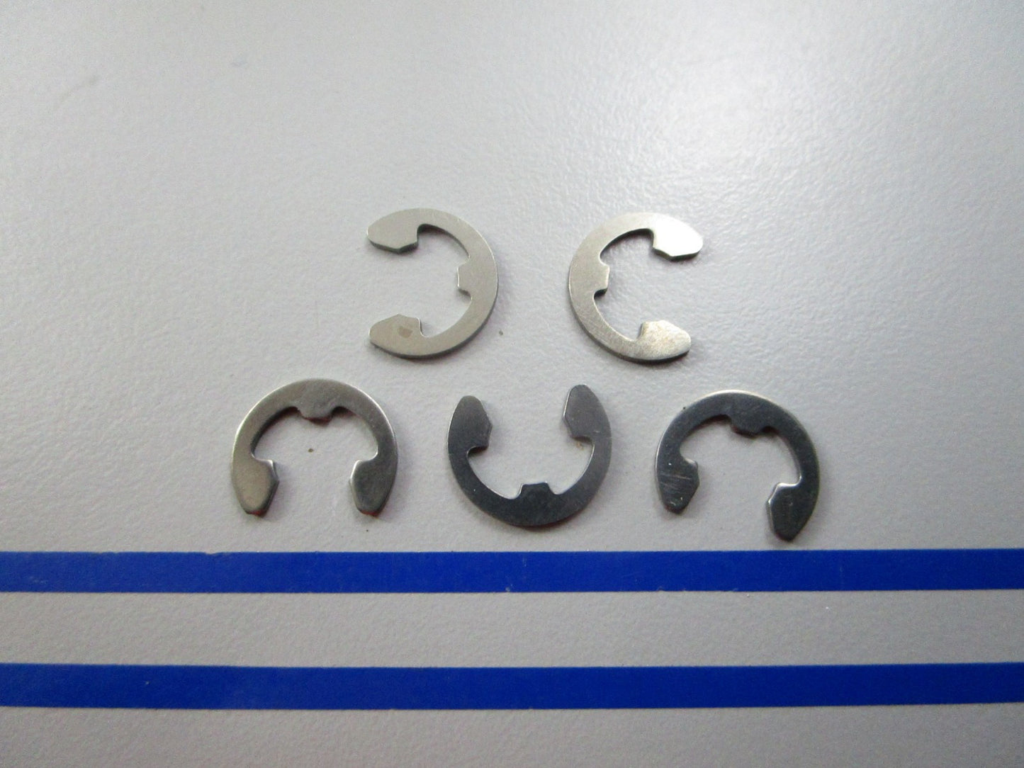 NEW OEM (LOT OF 5) 09383-08004 Suzuki E-Ring 0810