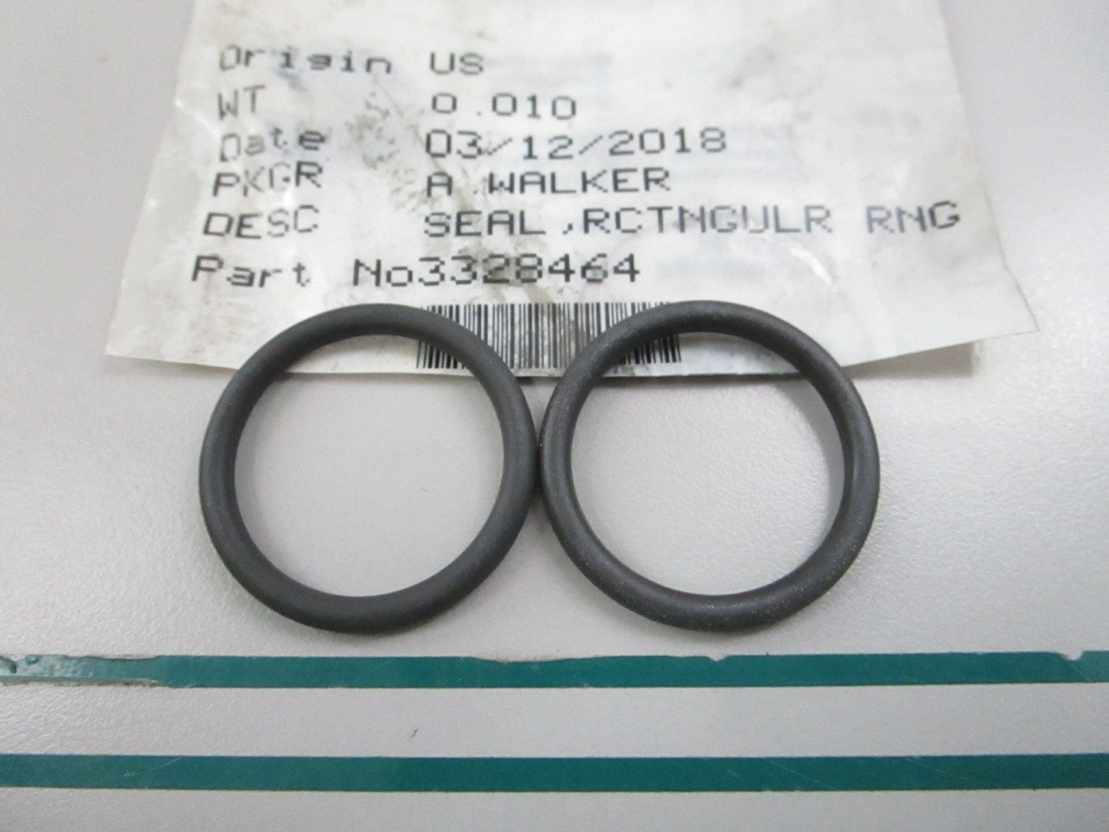 NEW OEM (LOT OF 2) 3328464 Cummins Rectangular Ring Seal 0810