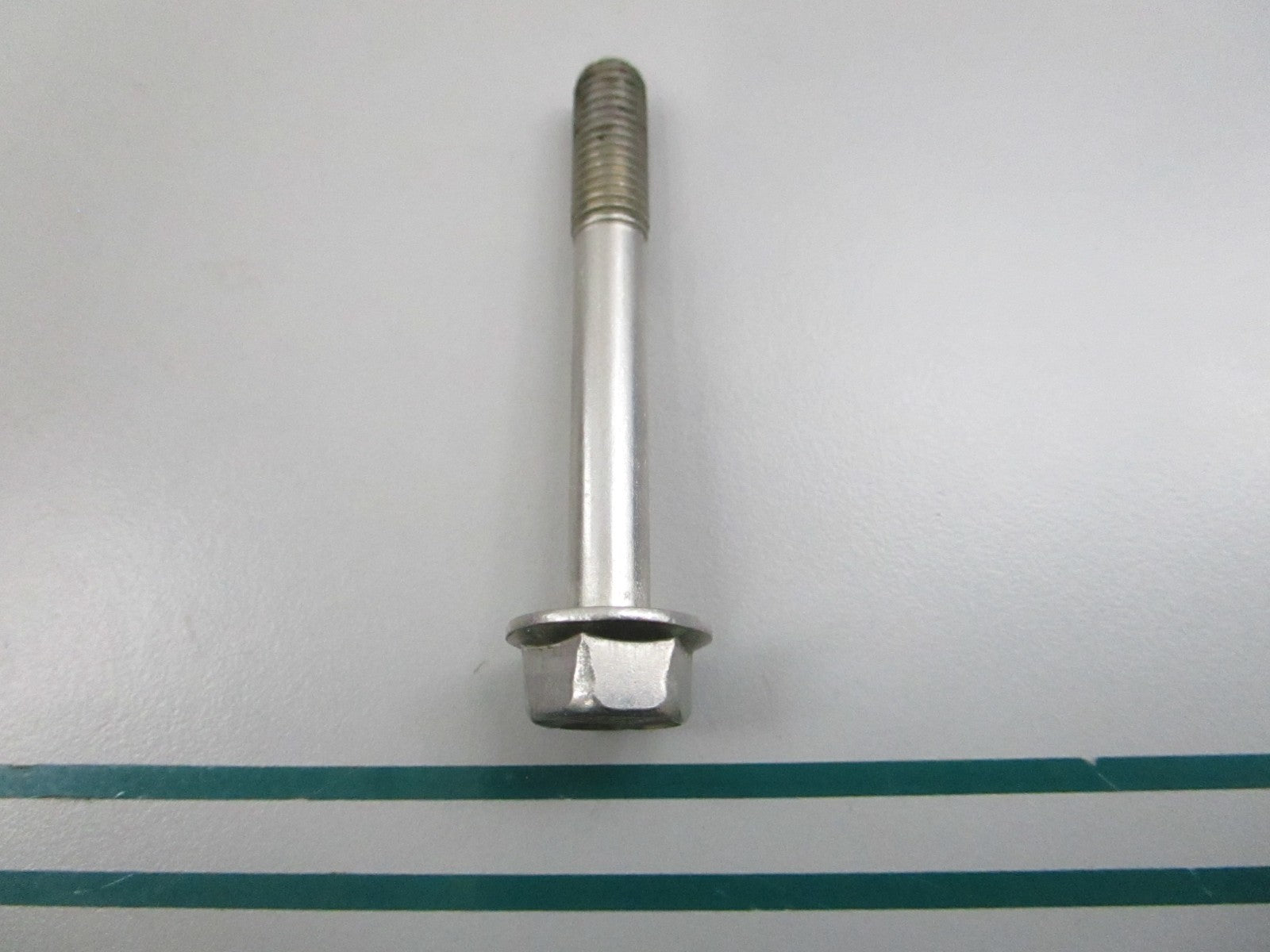 NEW OEM 872545 Volvo Penta Lock Screw 0810