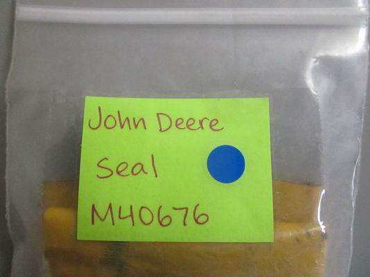 *NEW* 0770 John Deere Seal M40676