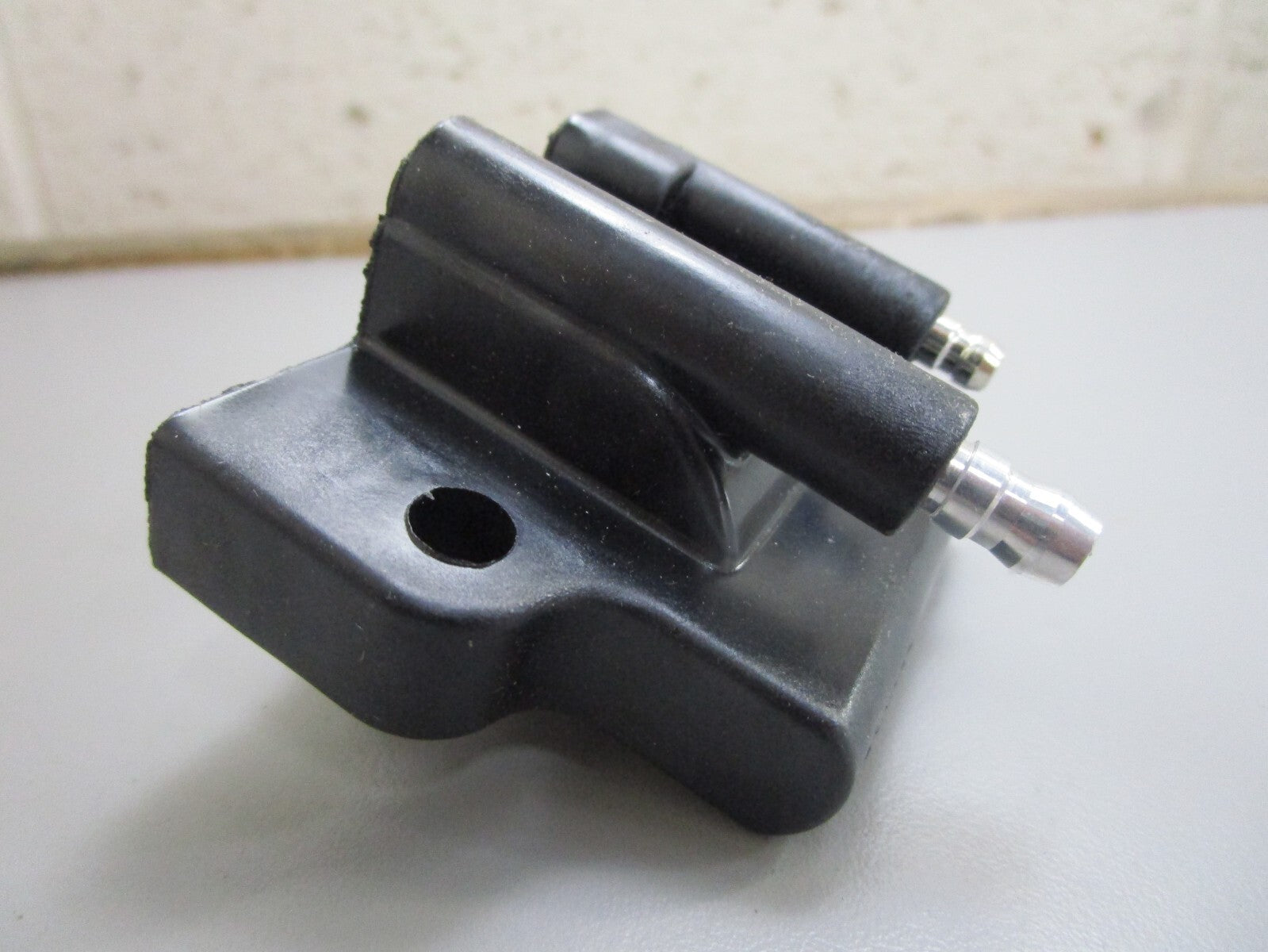 *NEW OEM* 0820 OMC Johnson Evinrude Ignition Coil 582508 0582508