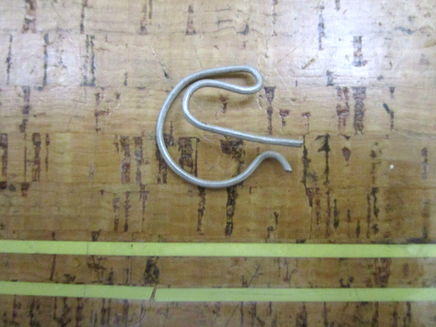*NEW OEM* 0750 OMC Johnson Evinrude SPRING CLIP 321054 0321054