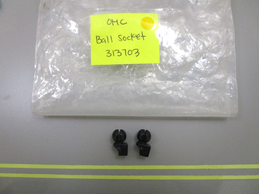 *NEW OEM* (LOT OF 2) 0750 OMC Johnson Evinrude BALL SOCKET 313703 0313703