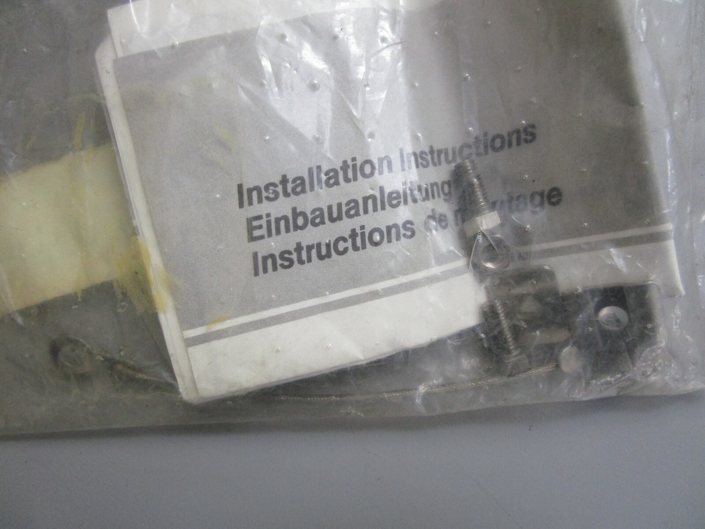 *NEW OEM* 0810 Volvo Penta Cable Kit 854625