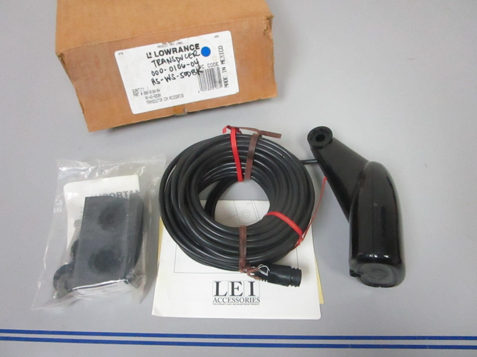 *NEW OEM* 0720 Lowrance Transducer 000-0106-04 HS-WS-50DBK