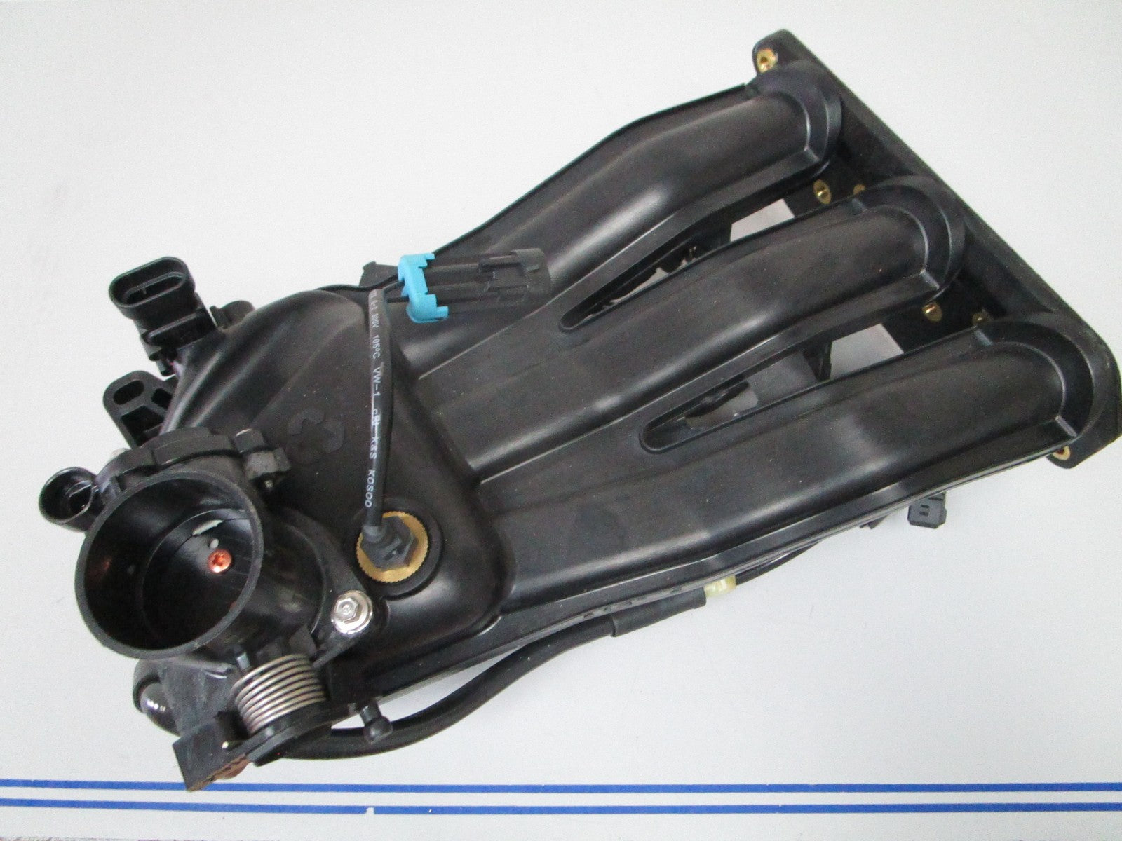 *NEW OEM* 0820 Mercury Quicksilver 3Cyl. Intake Manifold Assy 878139A07