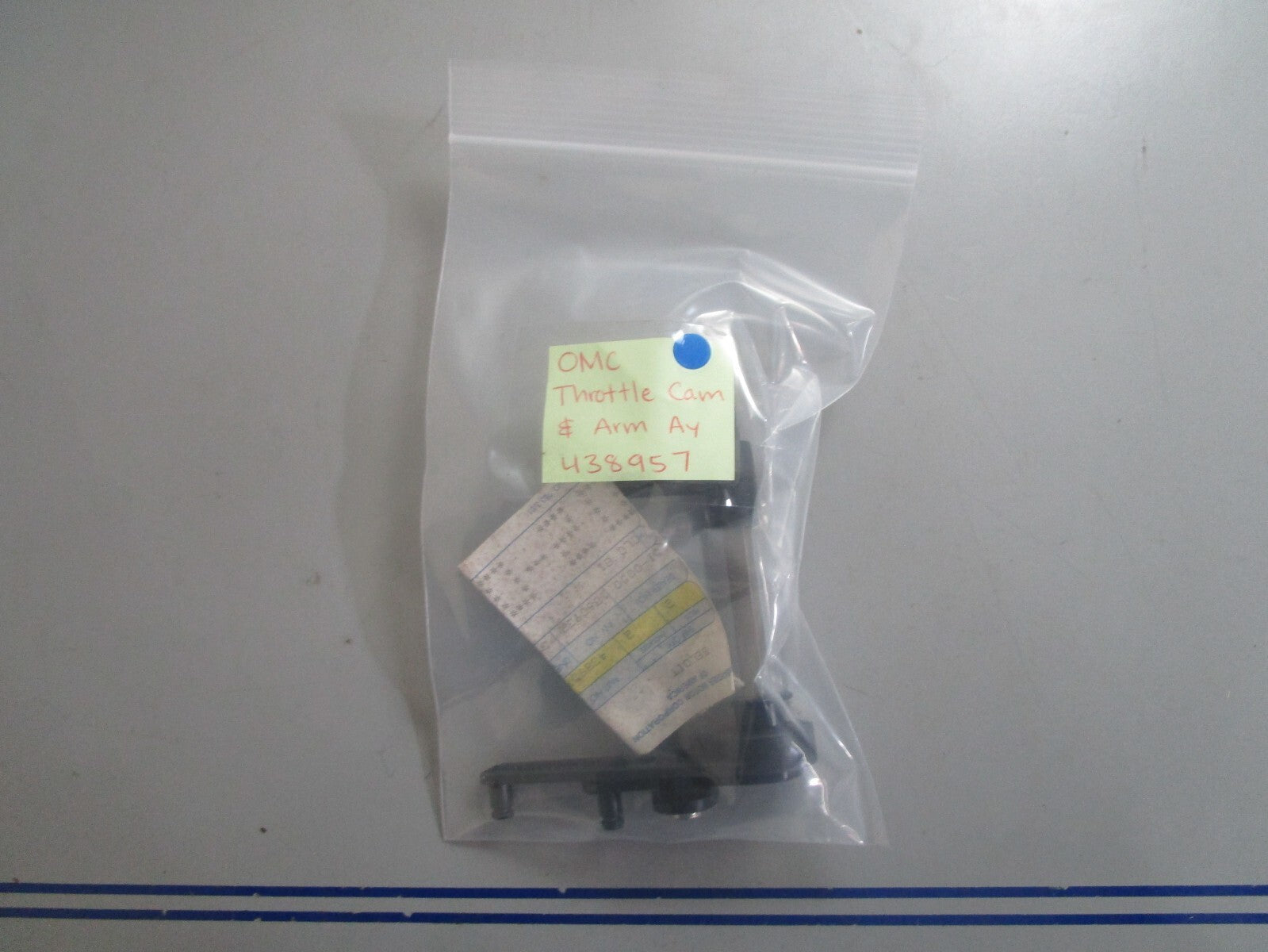 *NEW OEM* 0770 OMC Johnson Evinrude Throttle Cam & Arm Assembly 438957 0438957