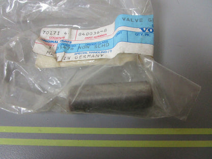 *NEW OEM* 0810 Volvo Penta Guide 840036