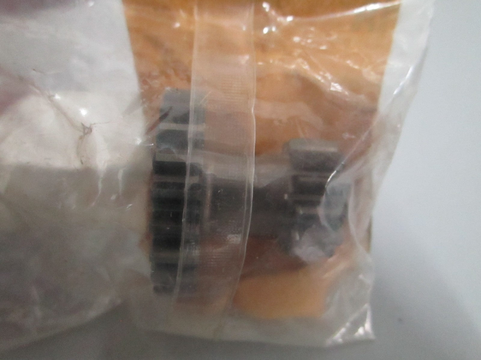 NEW OEM 4WM-15512-00-00 Yamaha Idler Gear 0820