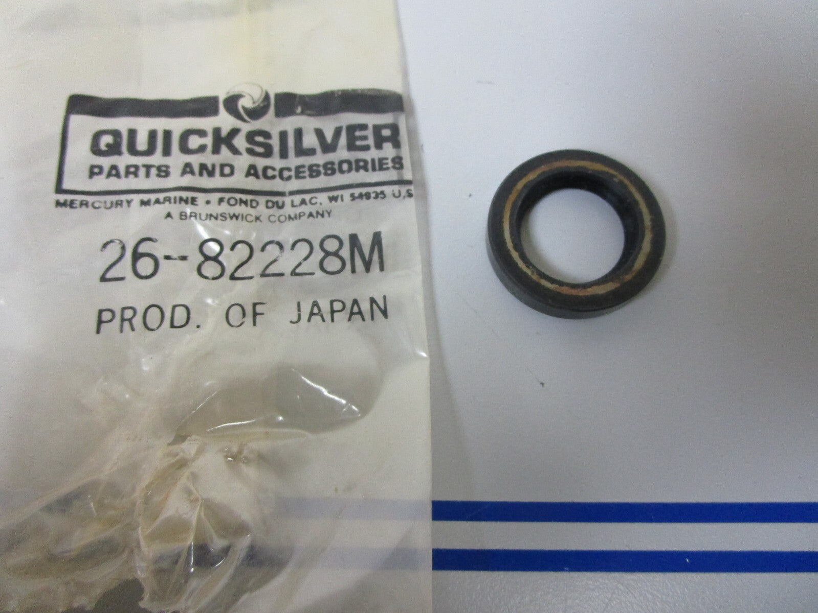 *NEW OEM* 0810 Mercury Quicksilver Seal 26-82228M