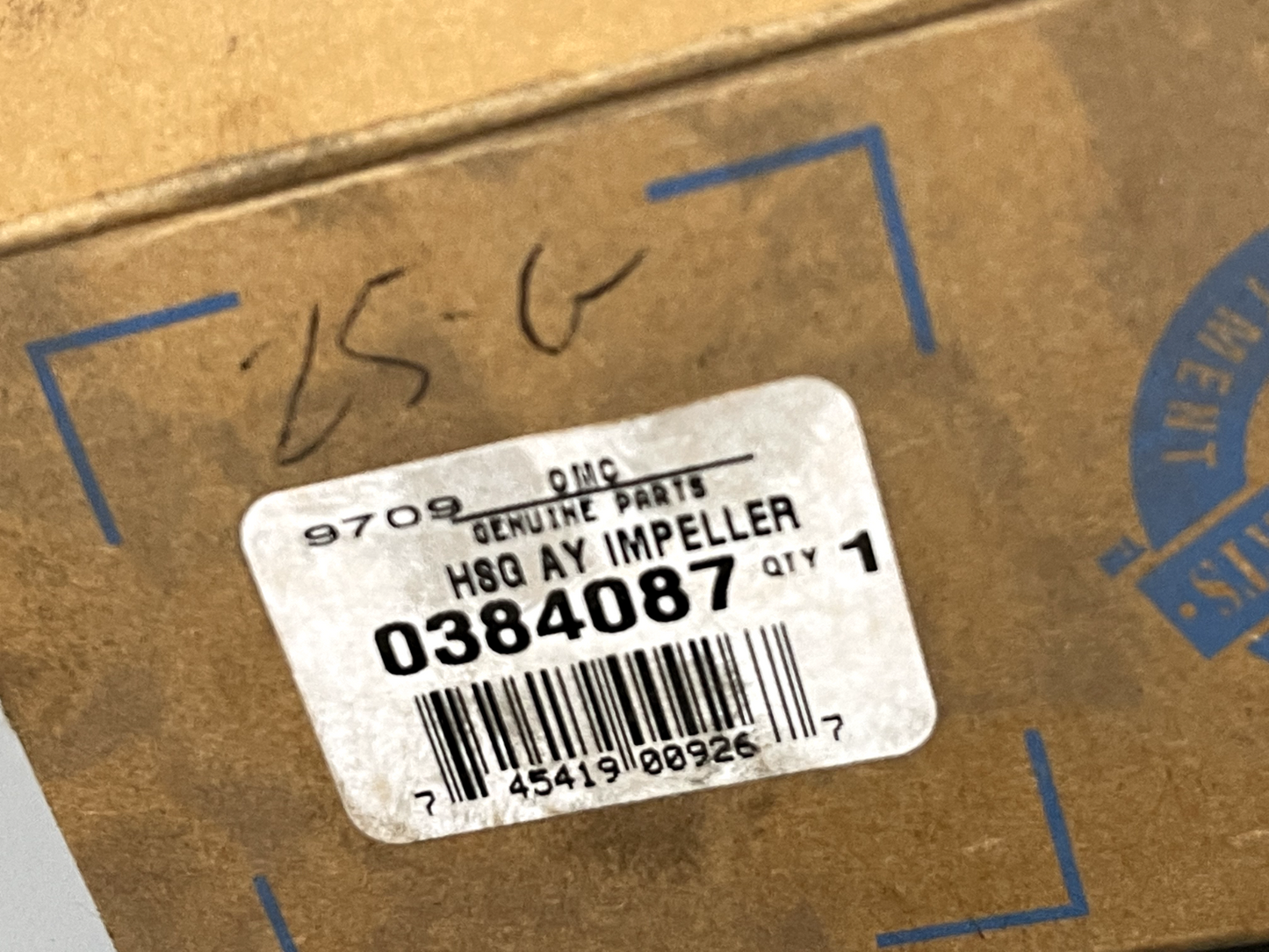 *NEW OEM* 0670 OMC Johnson Evinrude Water Pump Impeller Housing 0384087 384087