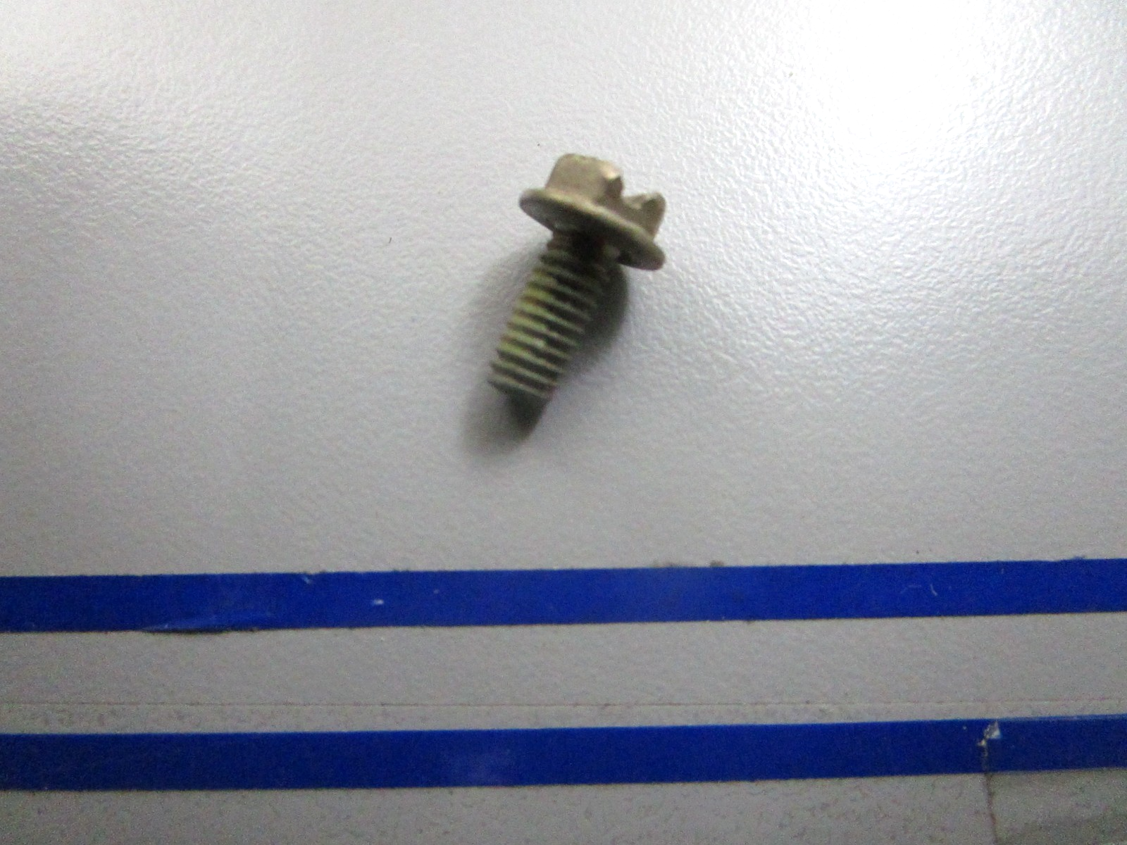 *NEW OEM* 0810 Mercury Quicksilver Screw 10-8M0085515