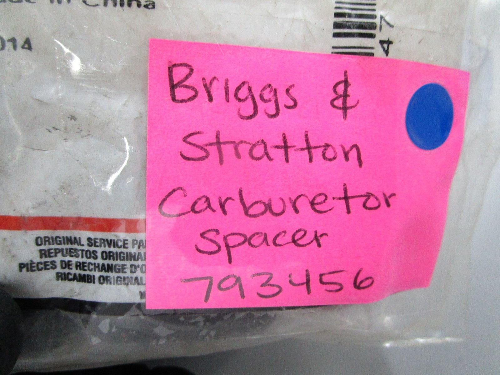 *NEW OEM* 0810 Briggs & Stratton Carburetor Spacer 793456