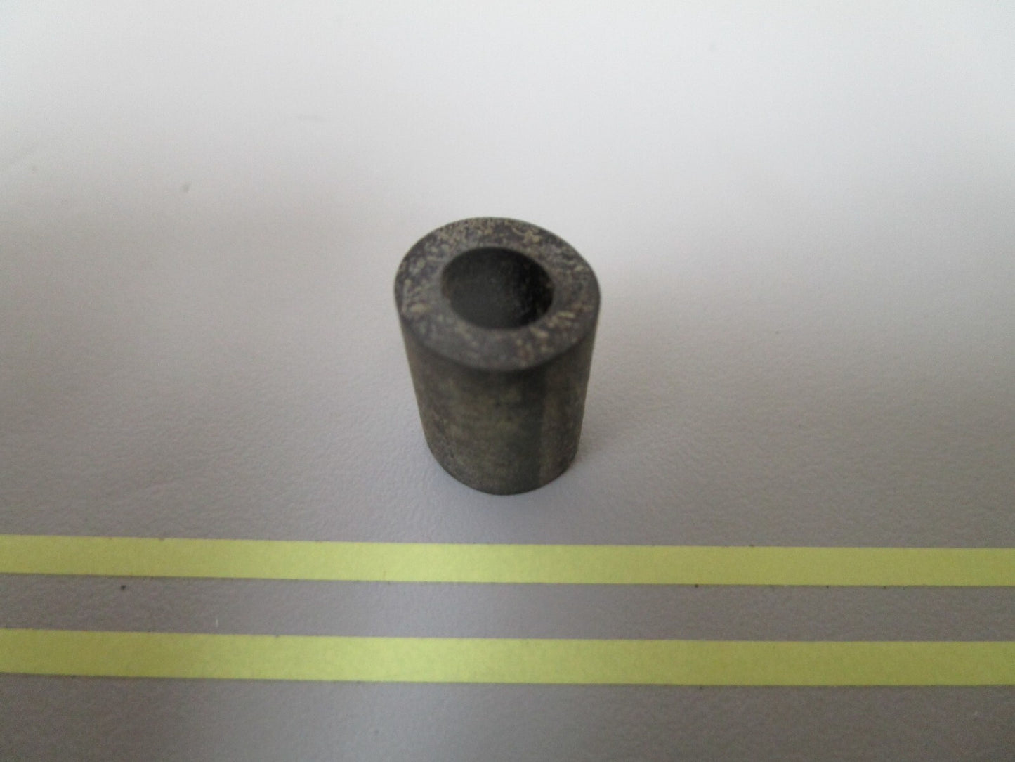 *NEW OEM* 0810 OMC Johnson Evinrude Bushing 315636 0315636