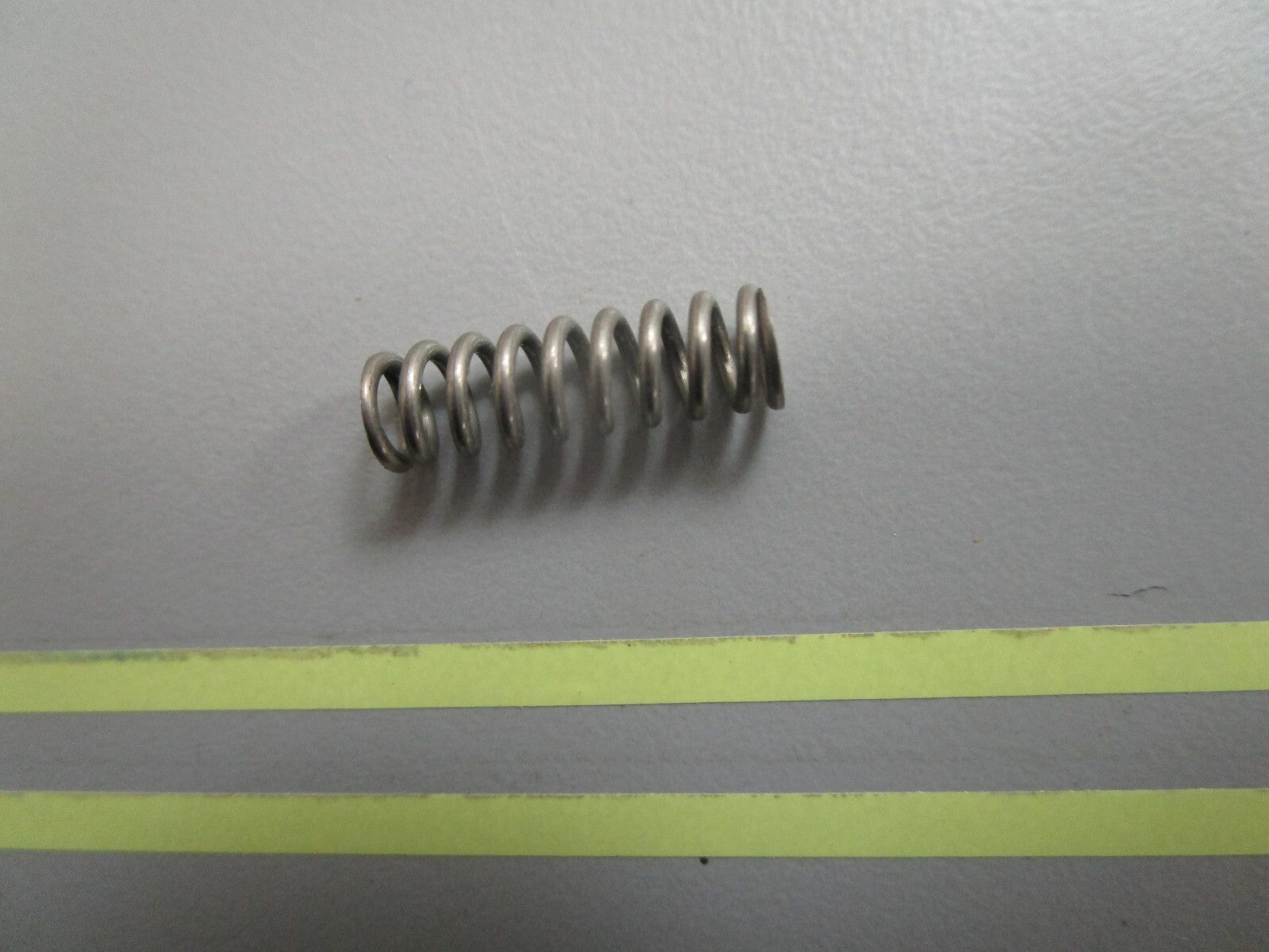 *NEW OEM* 0810 OMC Johnson Evinrude Detent Spring 316505 0316505