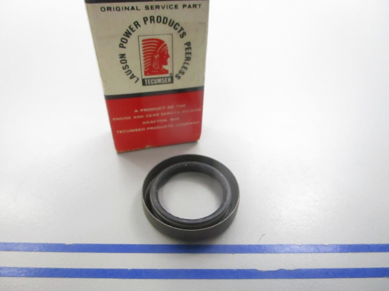 NEW OEM 28427 Tecumseh Oil Seal 0810