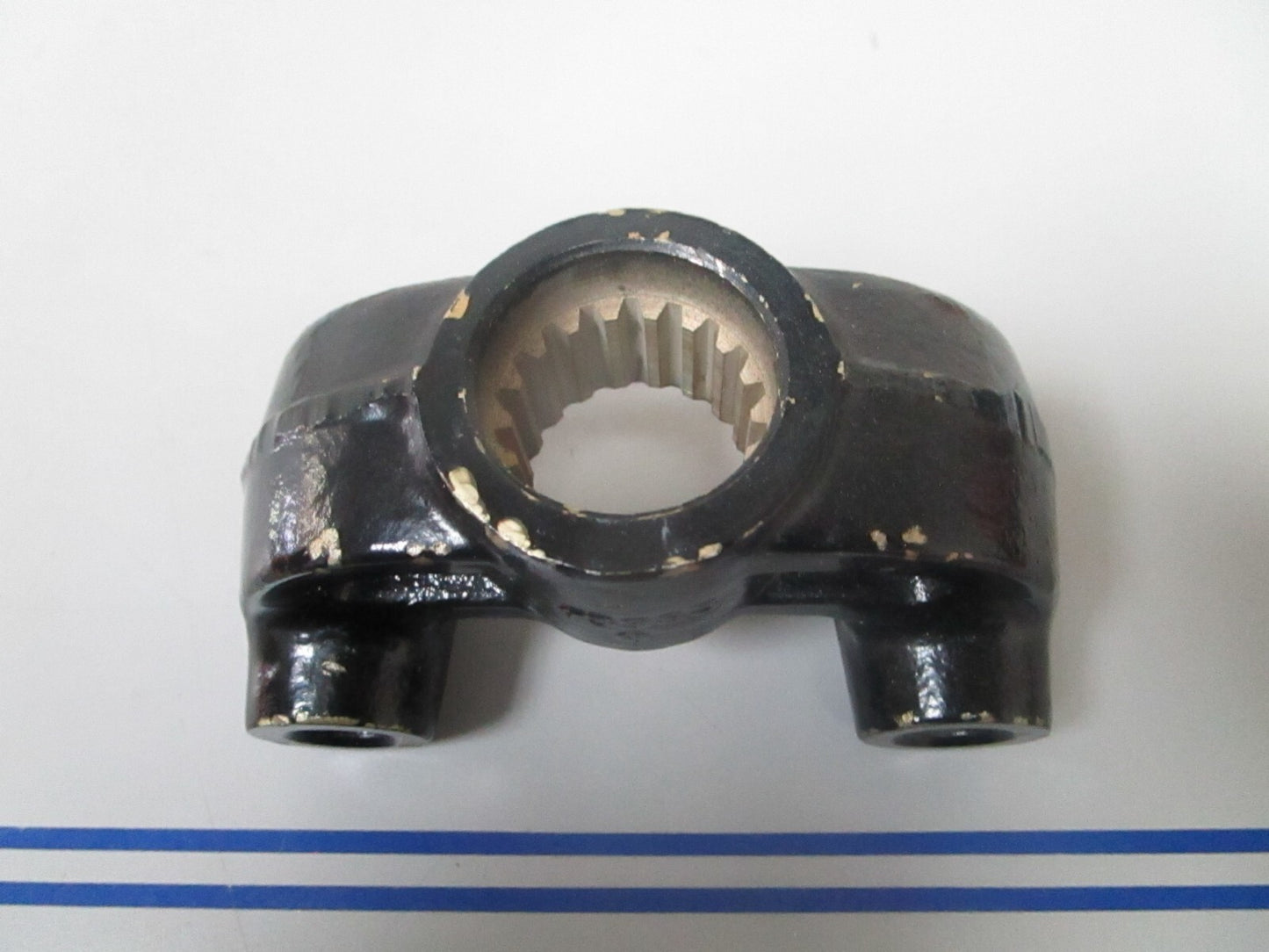 *NEW OEM* 0810 Mercury Quicksilver Bottom Yoke 73984T