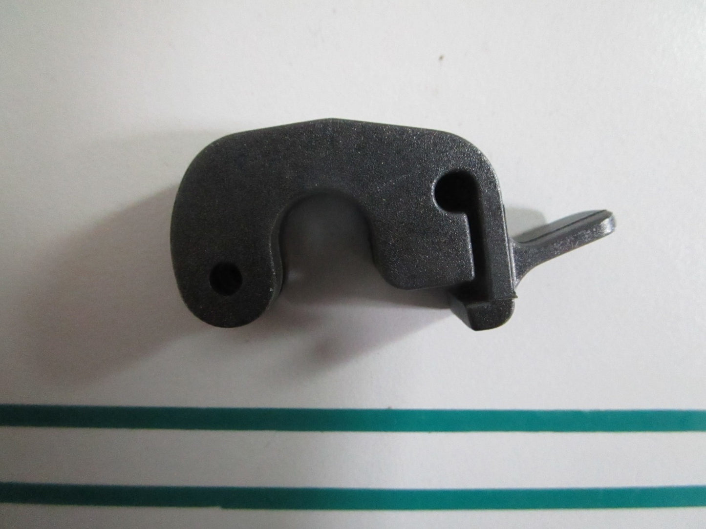 NEW OEM 6E5-48538-00-00 Yamaha Cable Clamp 0820