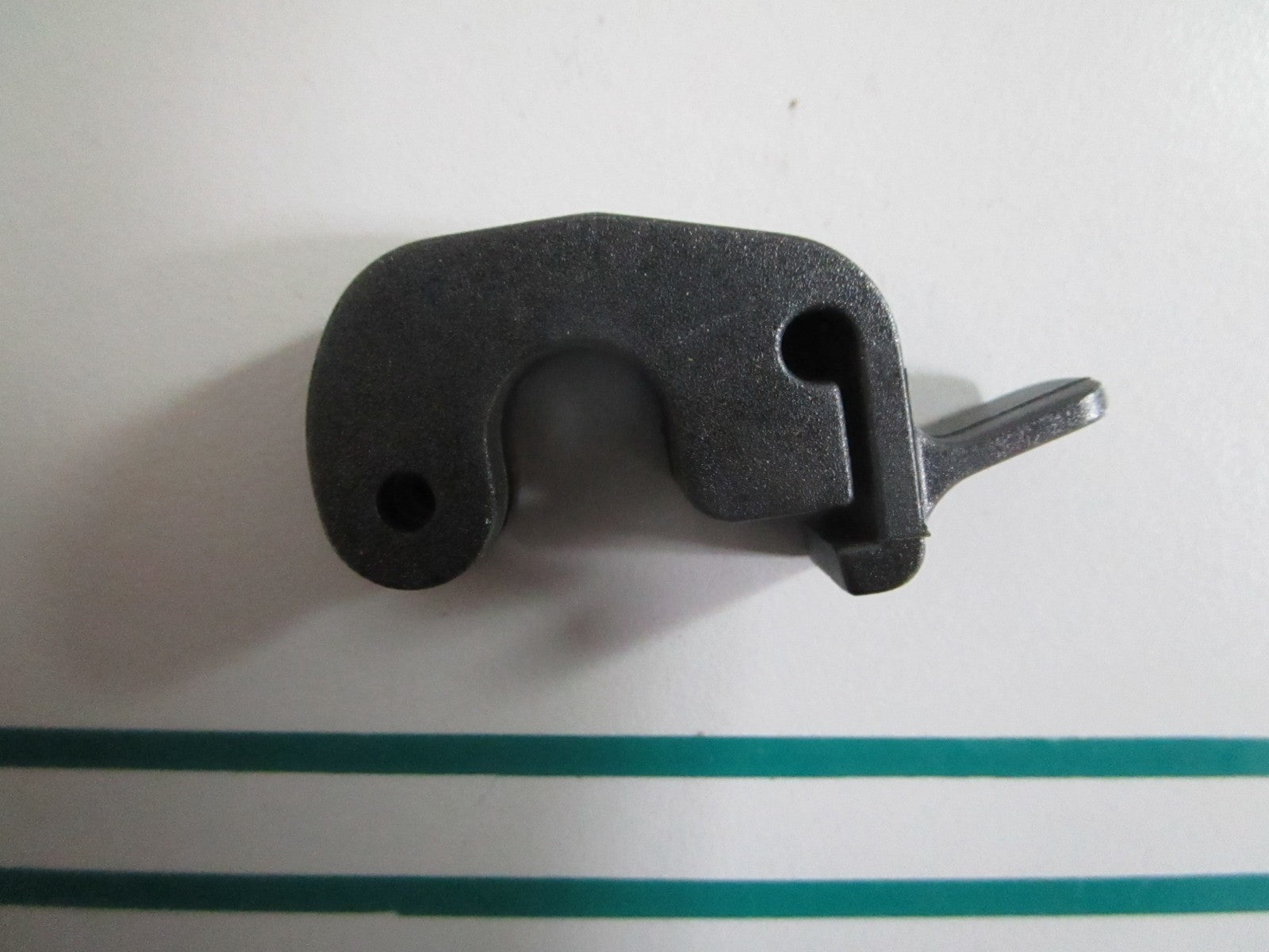 NEW OEM 6E5-48538-00-00 Yamaha Cable Clamp 0820
