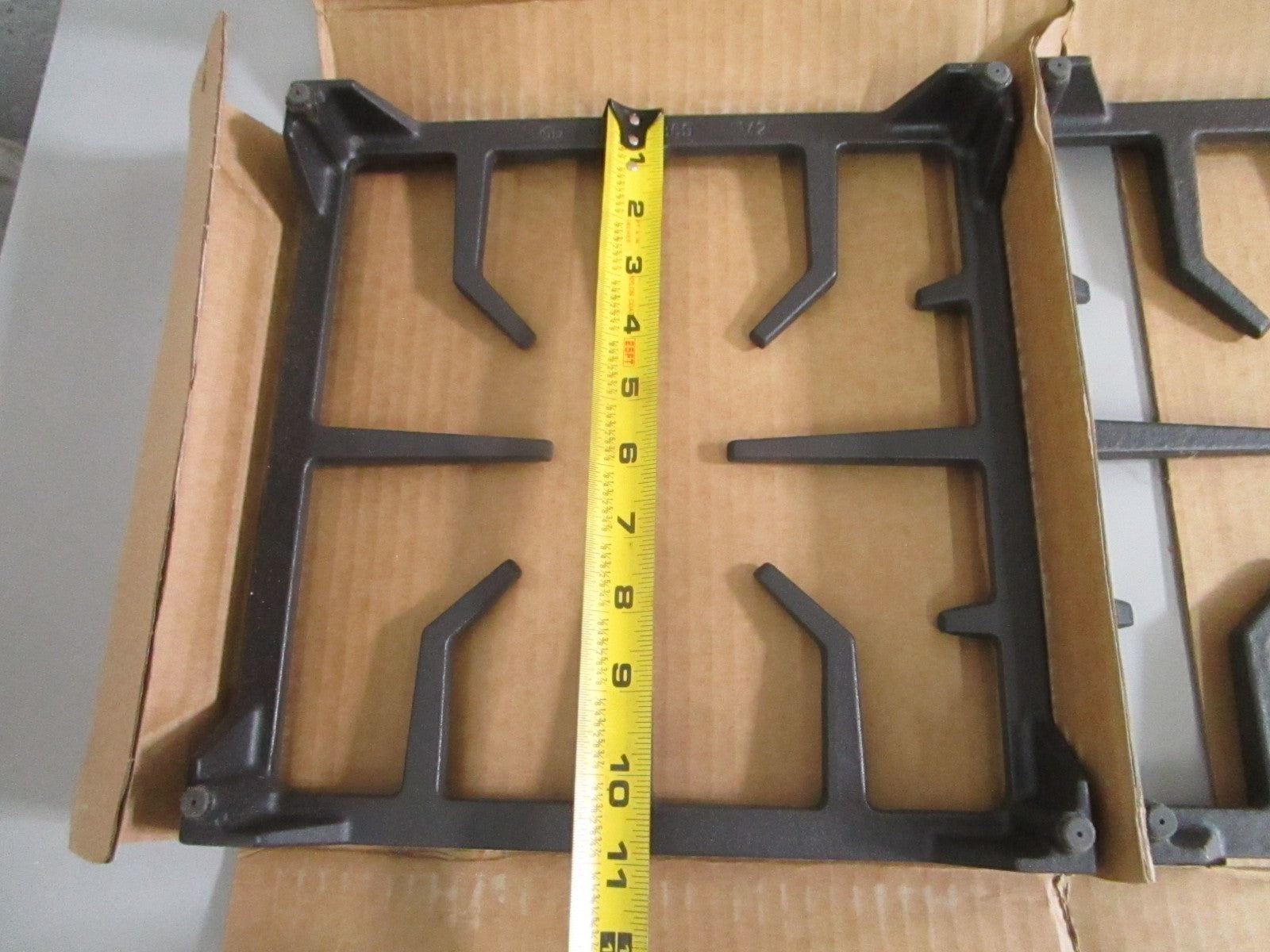 Whirlpool W11569347 NEW OEM Gas Range Burner Grate Kit KitchenAid Maytag 0820