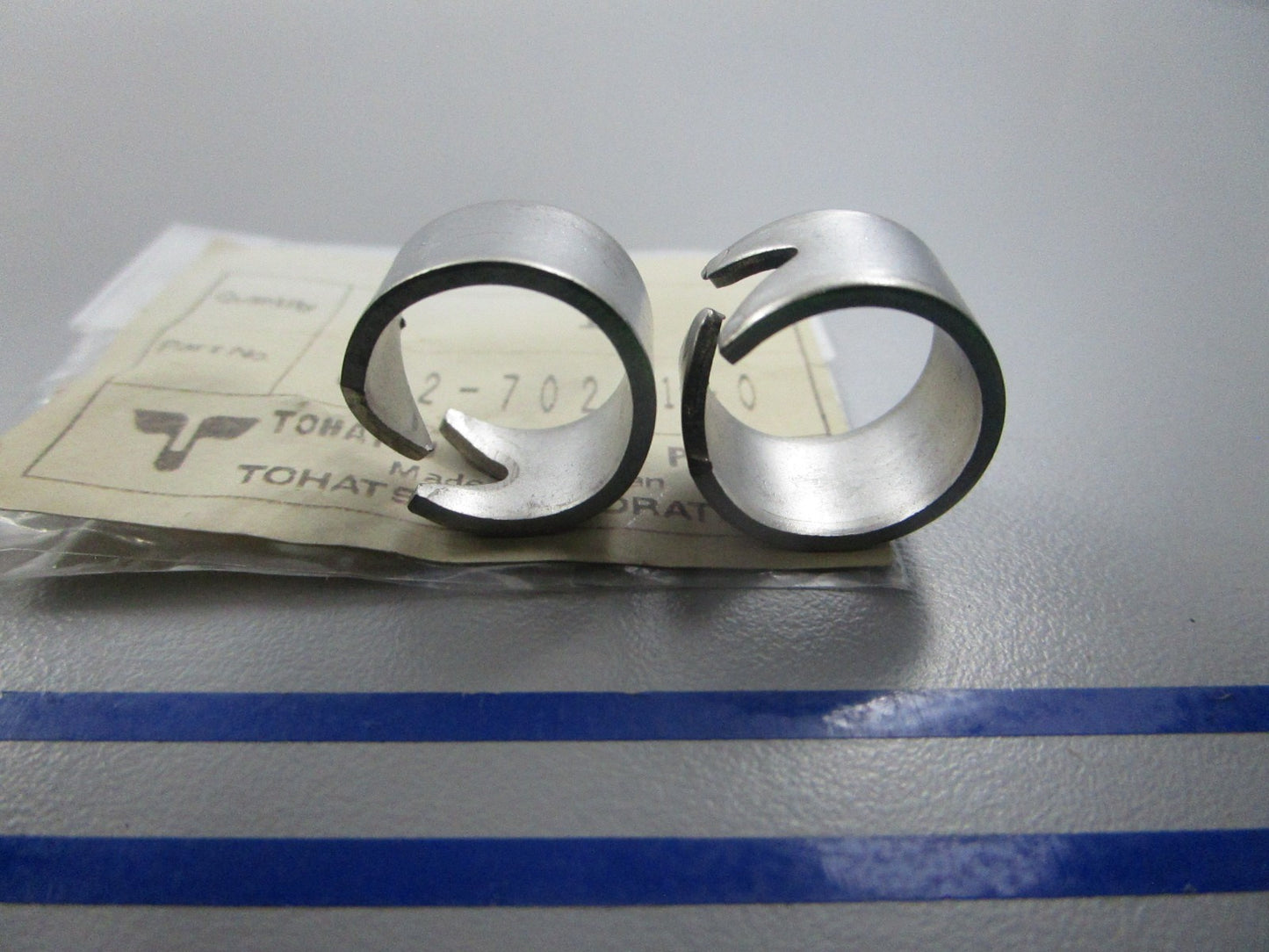 NEW OEM (LOT OF 2) 332-70201-0 332702010 Tohatsu Clamp 0810