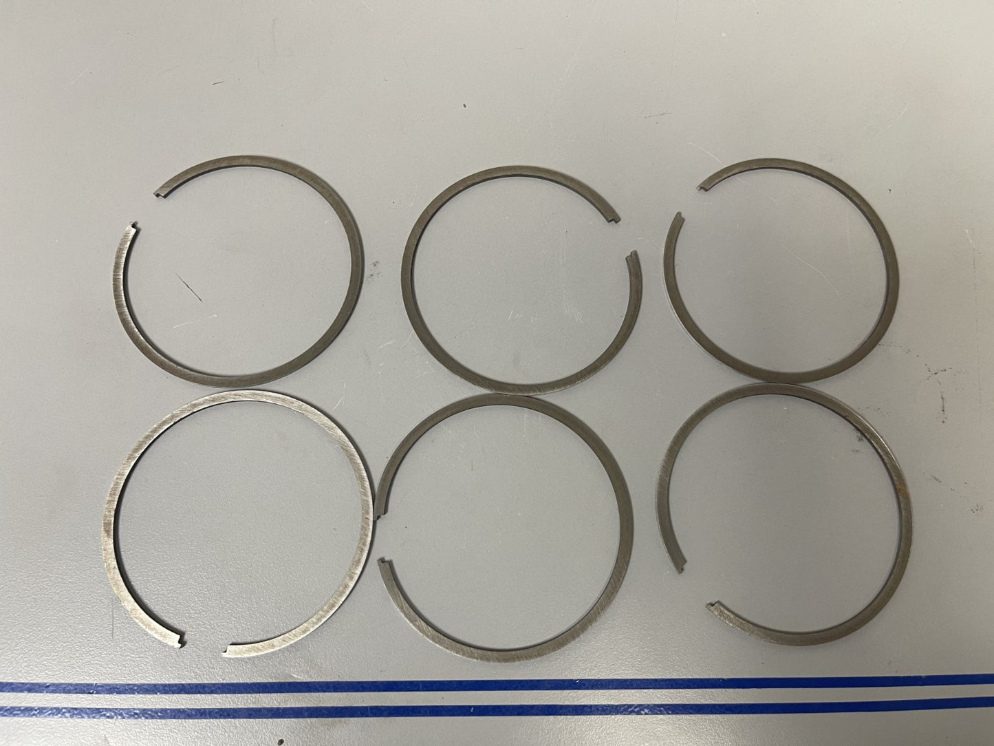 *NEW OEM* 0670 (LOT OF 6) Mercury Quicksilver Piston Ring Set 39-818129A2