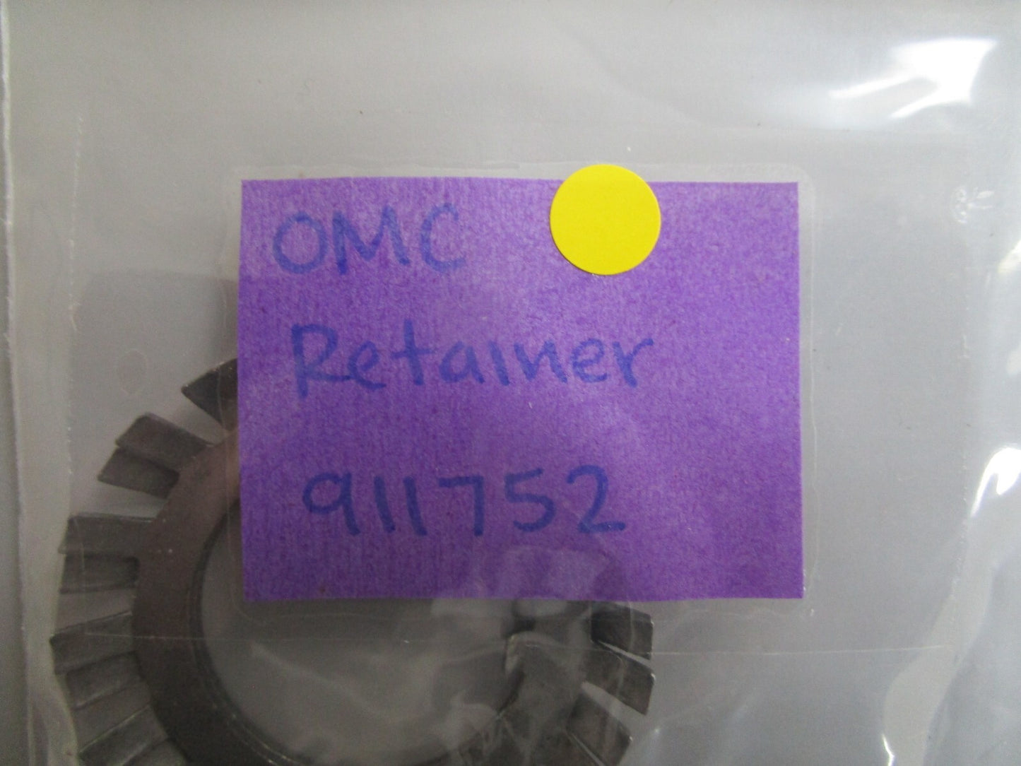*NEW OEM* (LOT OF 2) 0810 OMC Johnson Evinrude Retainer 911752 0911752
