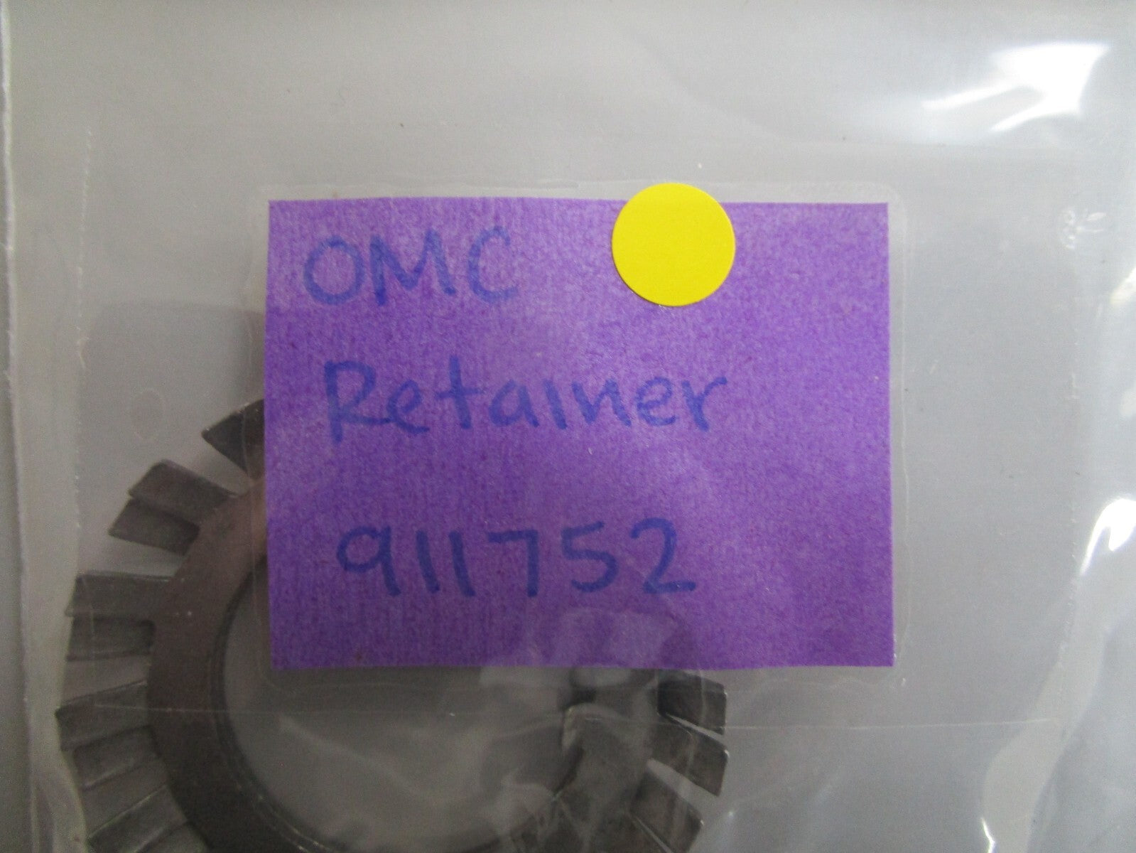 *NEW OEM* (LOT OF 2) 0810 OMC Johnson Evinrude Retainer 911752 0911752