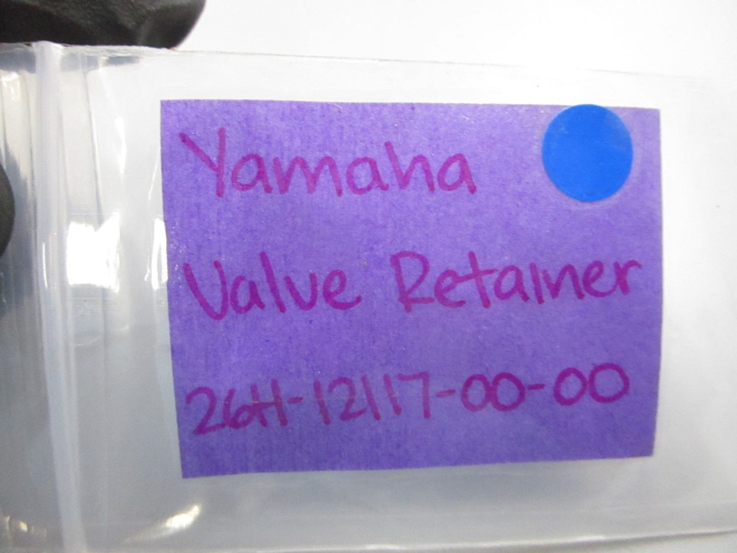 NEW OEM 26H-12117-00-00 Yamaha Valve Retainer 0810