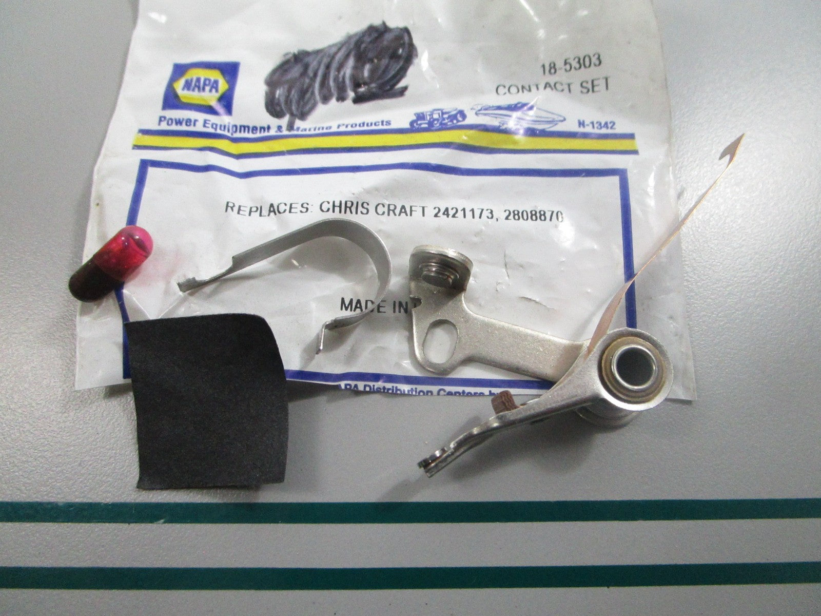 NEW 18-5303 Replaces: 2421173 2808870 NAPA Contact Set 0810