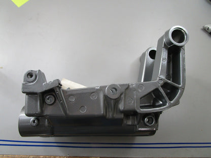 *NEW OEM* 0820 Mercury Mariner 1977-1991 40HP Swivel Bracket 1485-6996M
