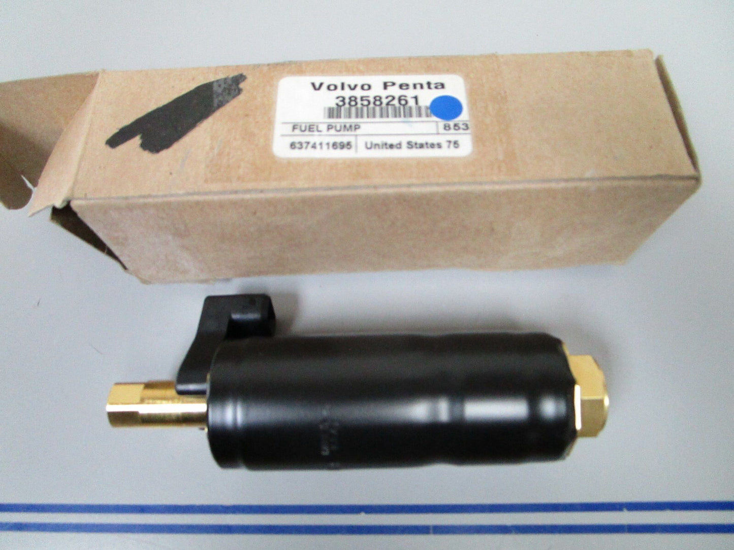 *NEW OEM* 0720 Volvo Penta Fuel Pump 3858261