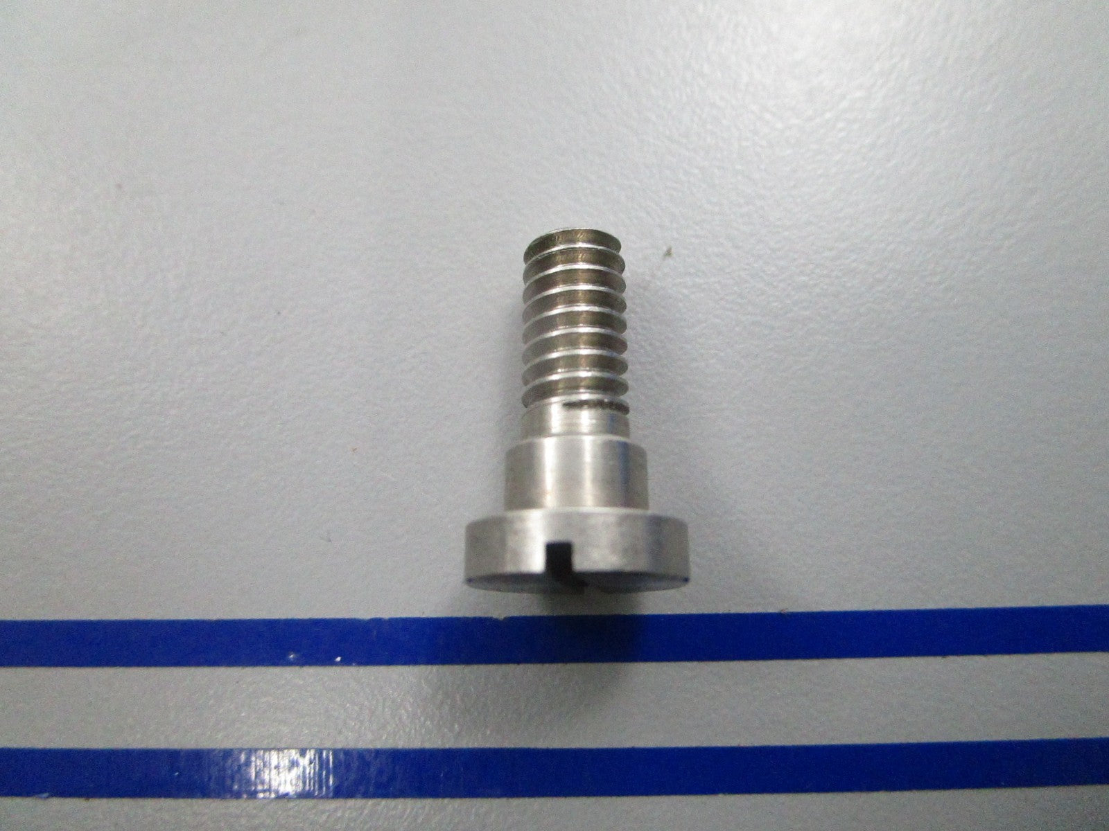 NEW OEM Mercury Quicksilver 10-F405457 Screw 0810