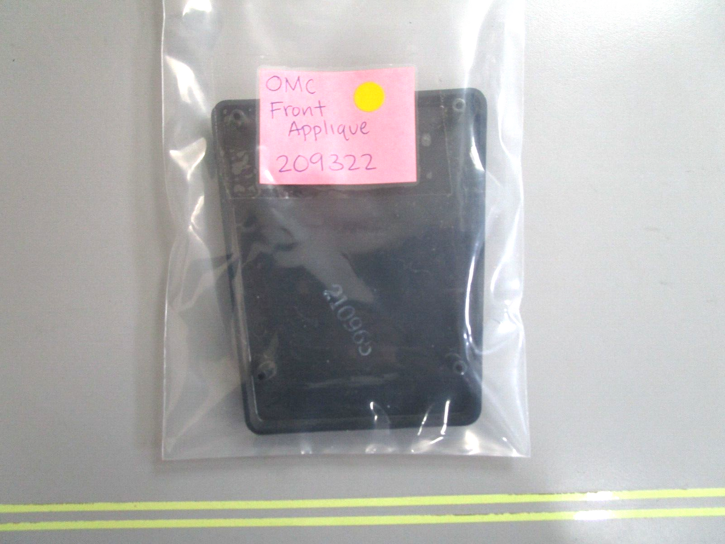 *NEW OEM* 0750 OMC Johnson Evinrude FRONT APPLIQUE 209322 0209322
