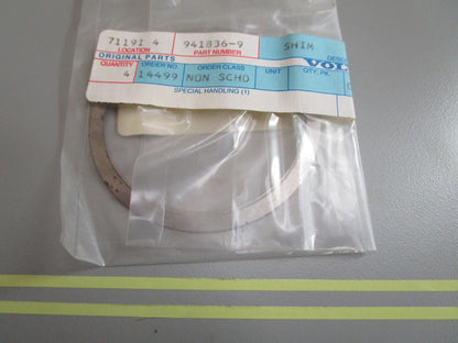 *NEW OEM* 0810 Volvo Penta Shim 941836