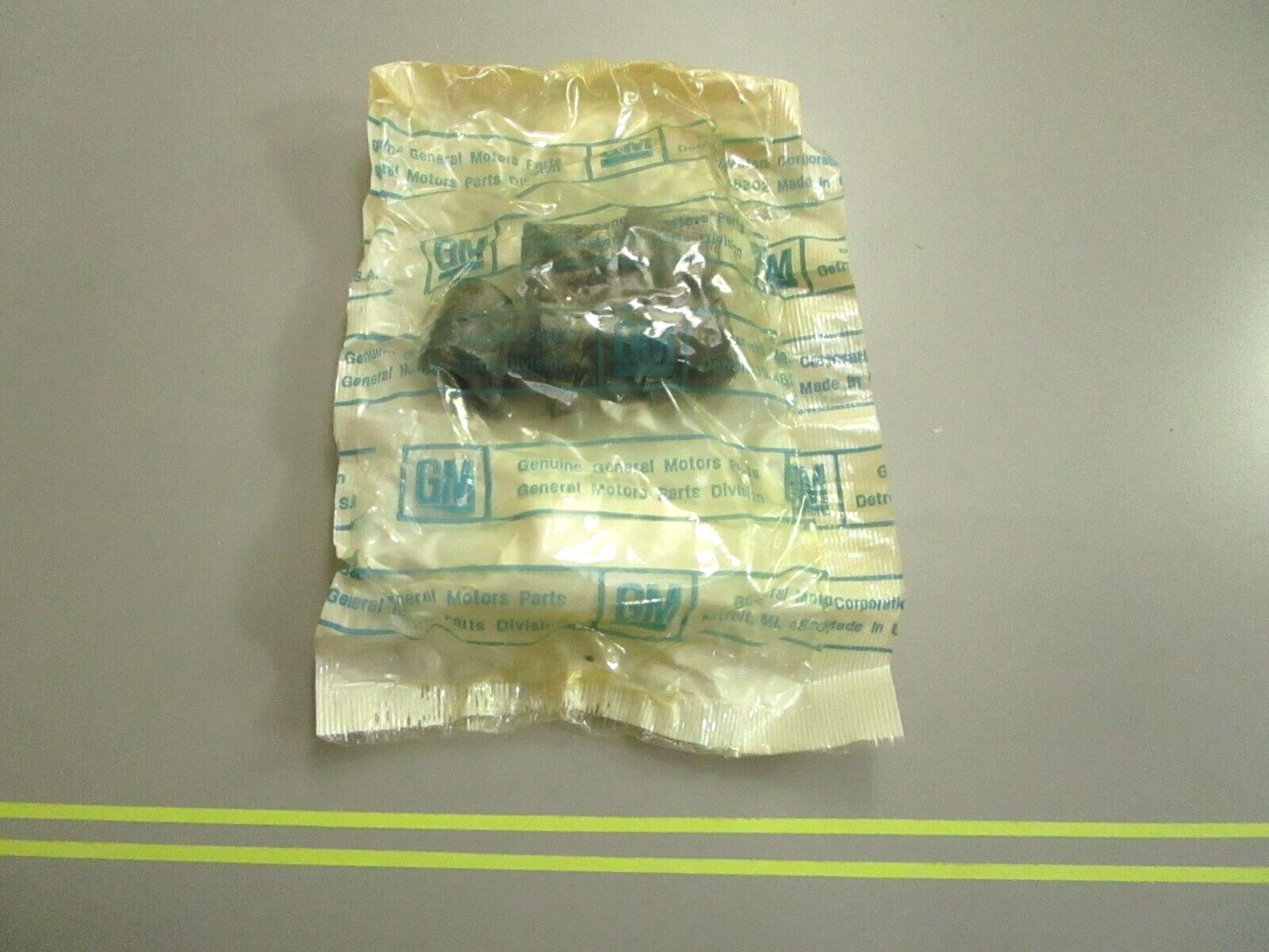 *NEW* (LOT OF 5) 0750 General Motors SEAL 3866612