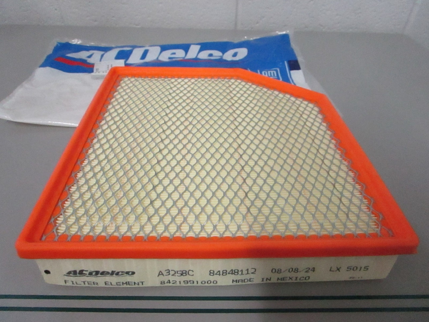 NEW OEM 84848112 A3258C ACDelco Air Cleaner Element 0810