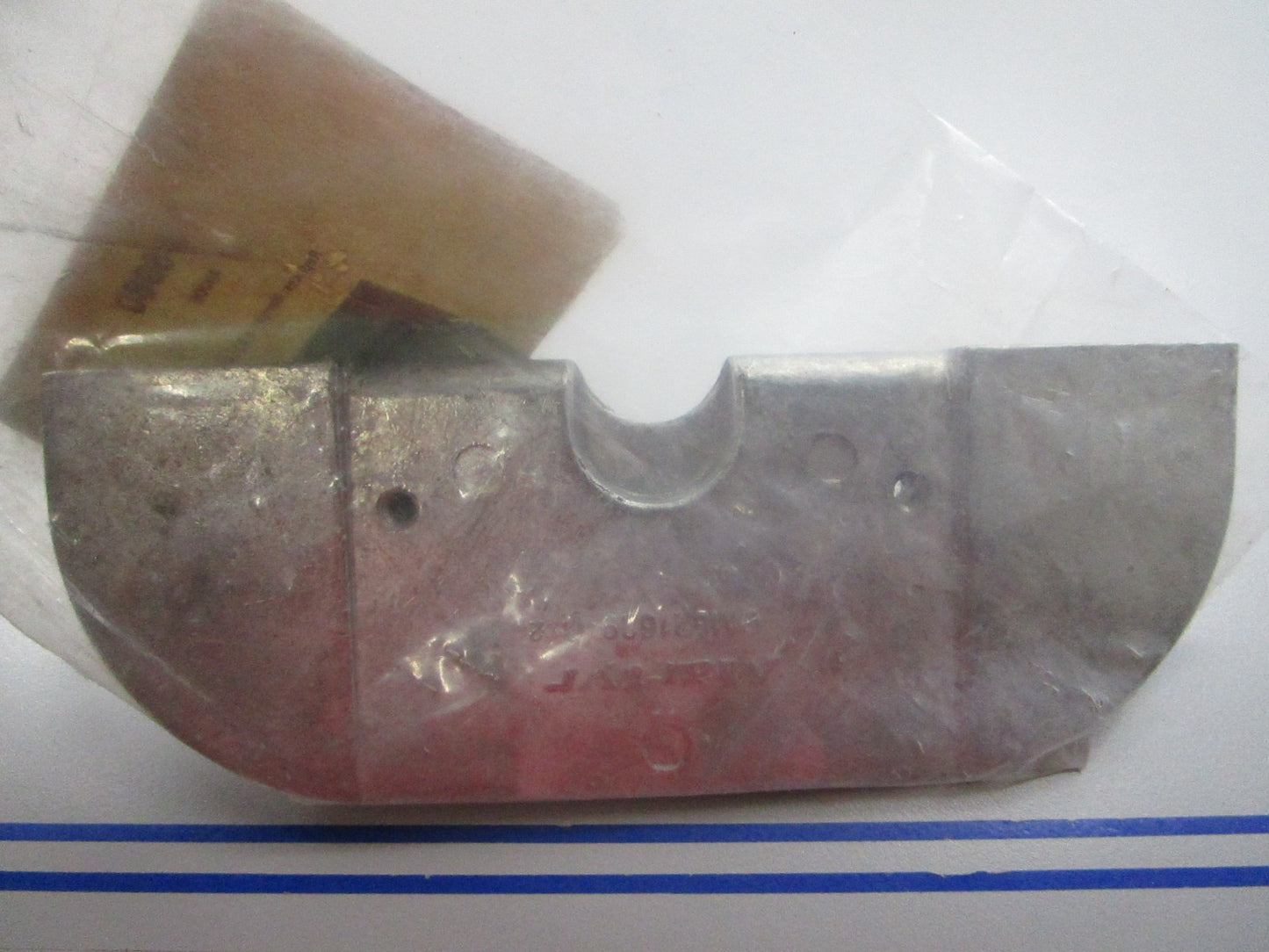 NEW 18-6080 Replaces: Mercury 821628A1 Sierra Anode 0810